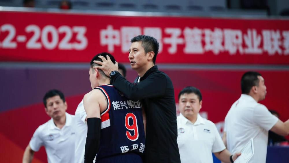 伊人久久亚洲综合天堂